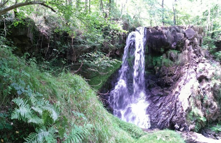 Cascade de la Planchette景点图片