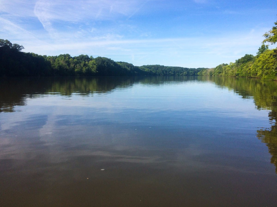 Lake Gaston Outfitters景点图片