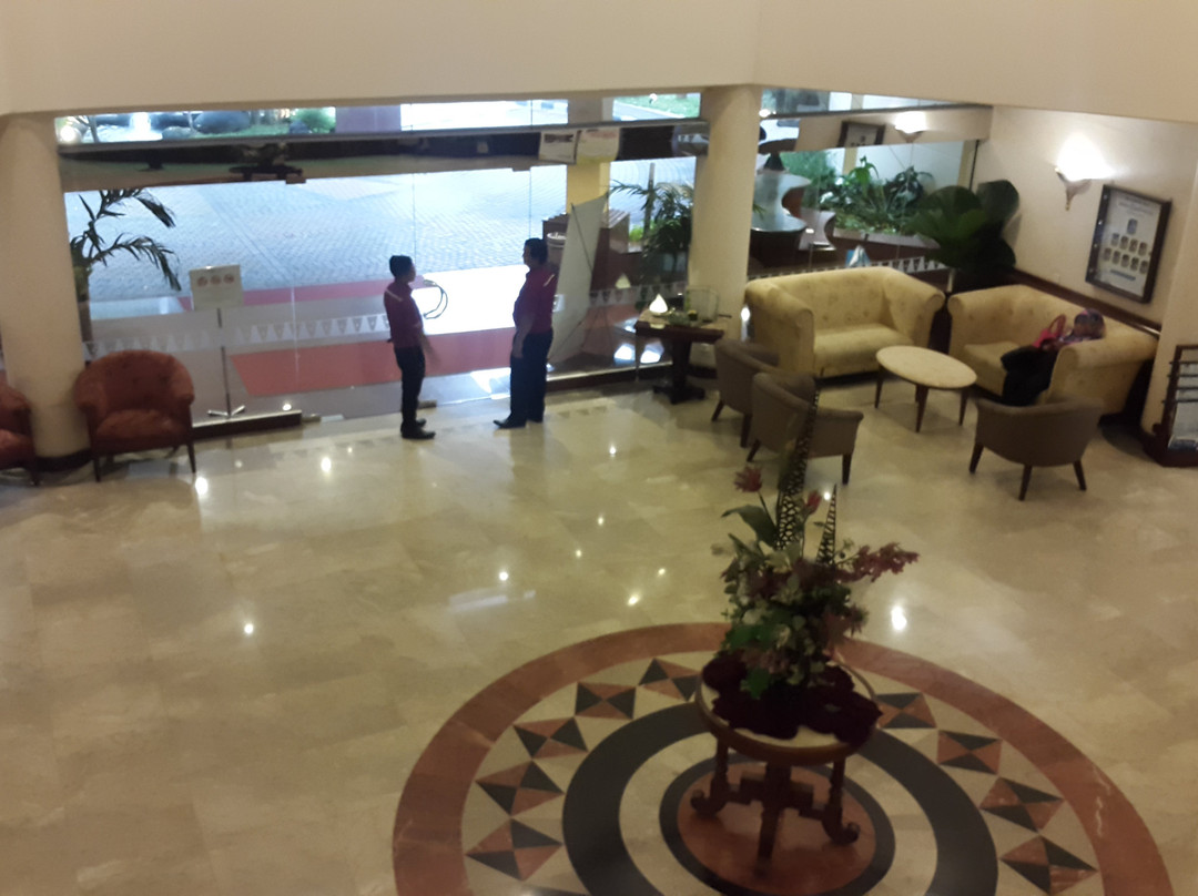 科塔武吉英达广场酒店主图