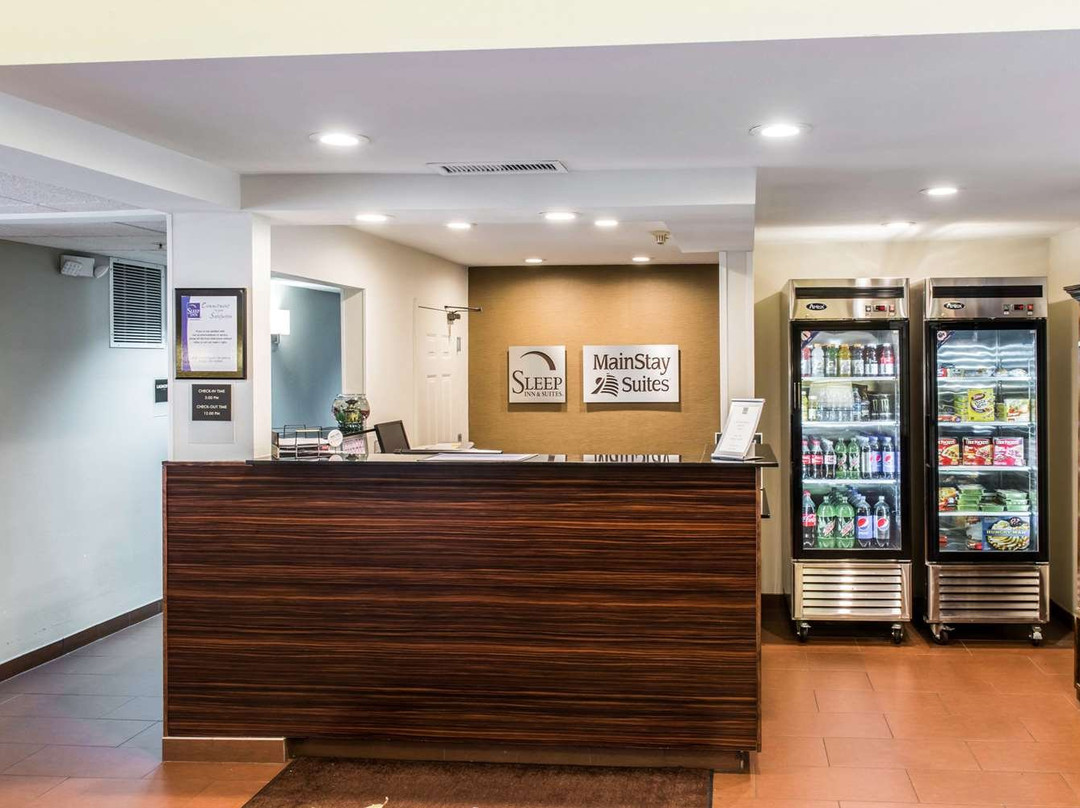 Sleep Inn & Suites主图