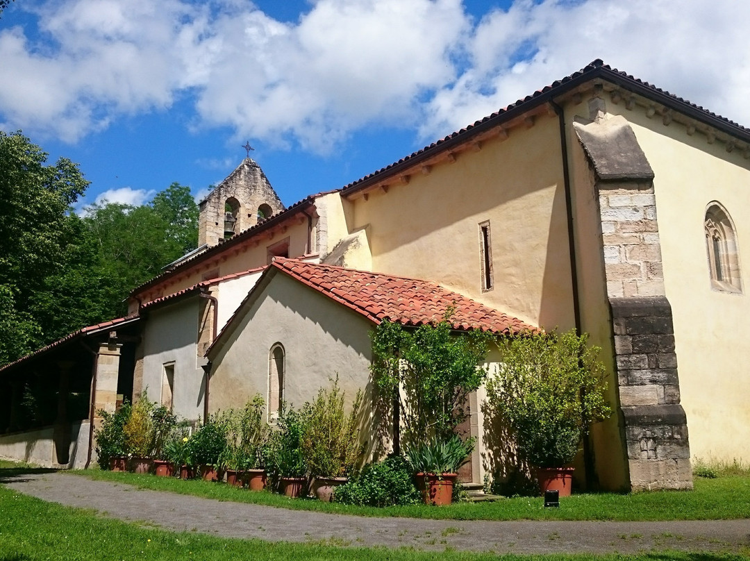 Iglesia de Santa Maria de Llas景点图片