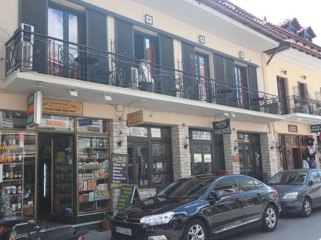 瓦洛尼斯酒店主图