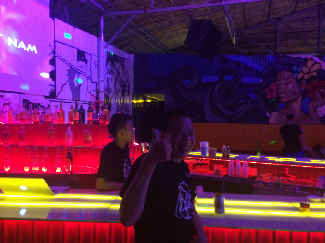 Hair Of The Dog Beach Club-卡巴必去景点