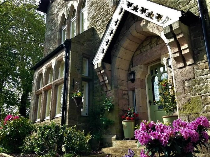 The Old Vicarage主图