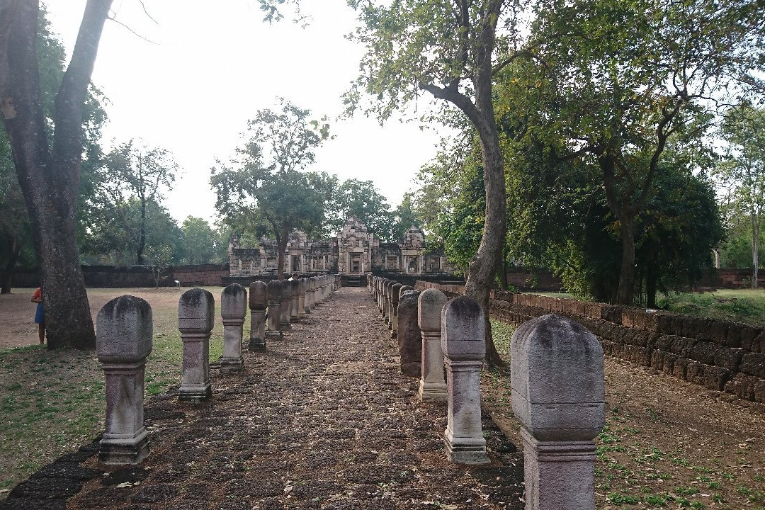 Prasat Khao Lon-达柏必去景点