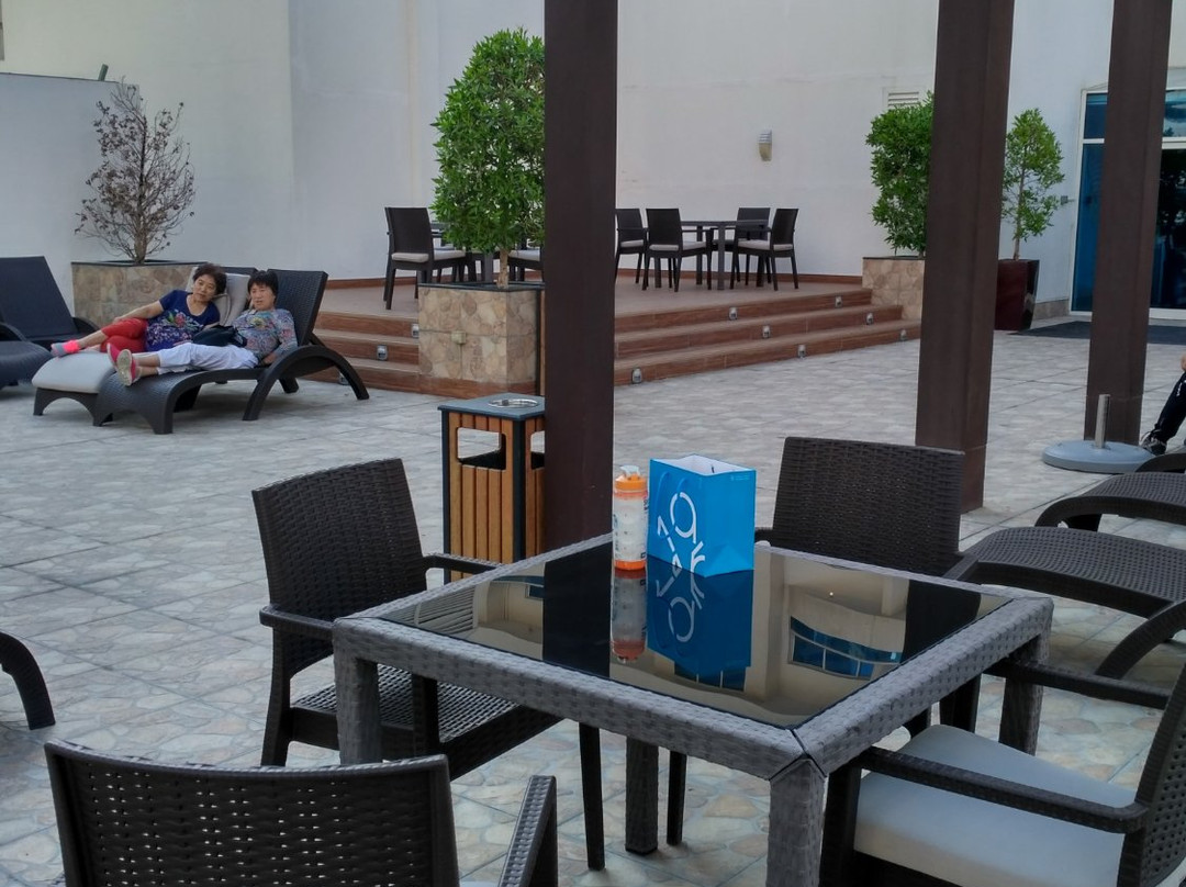 沙迦市华美达酒店主图