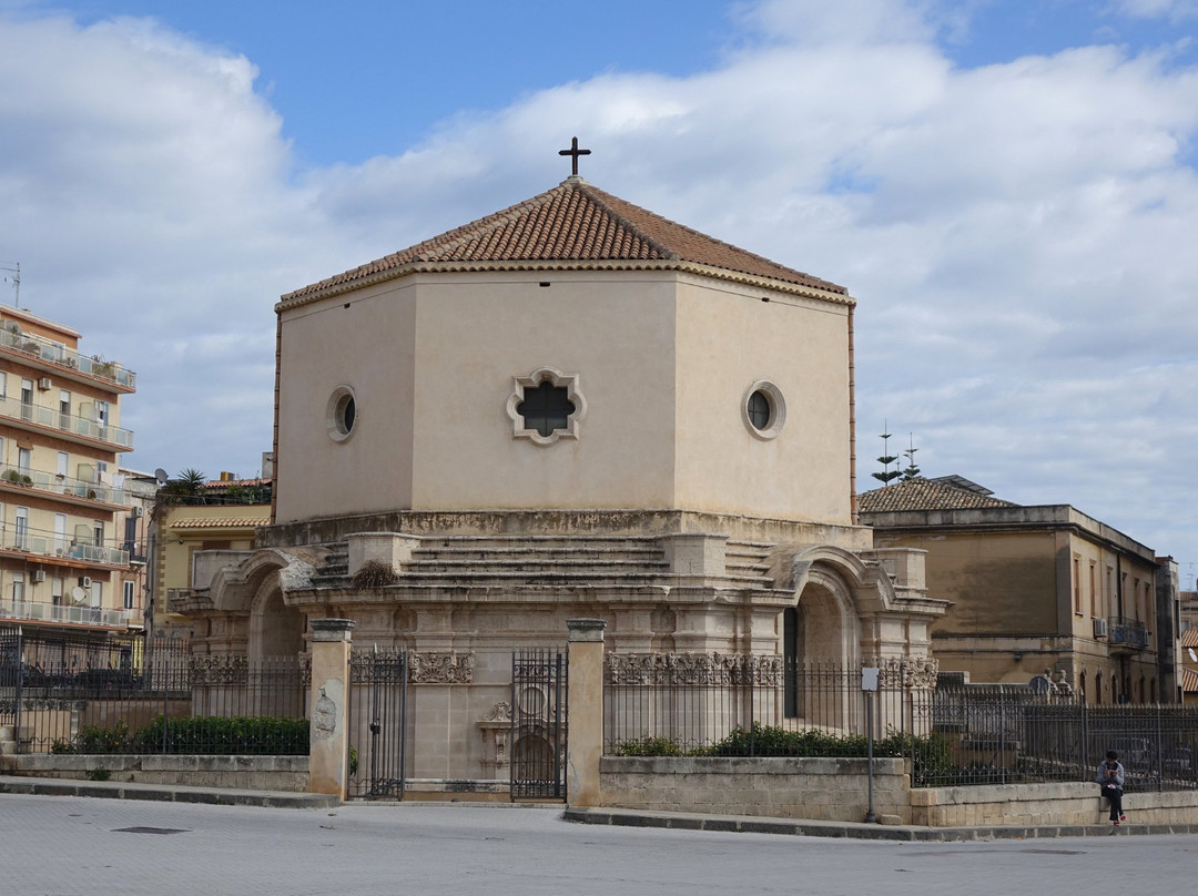 Basilica Santa Lucia al Sepolcro景点图片