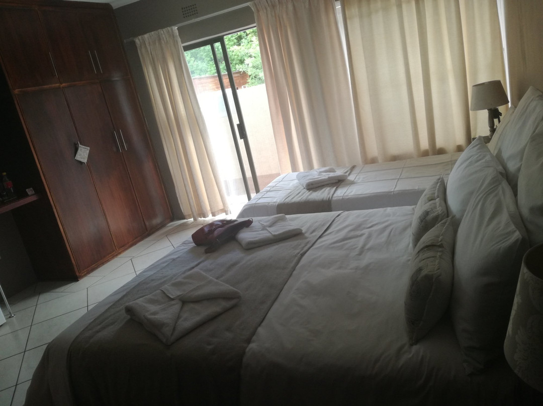 Gemutlich Guesthouse