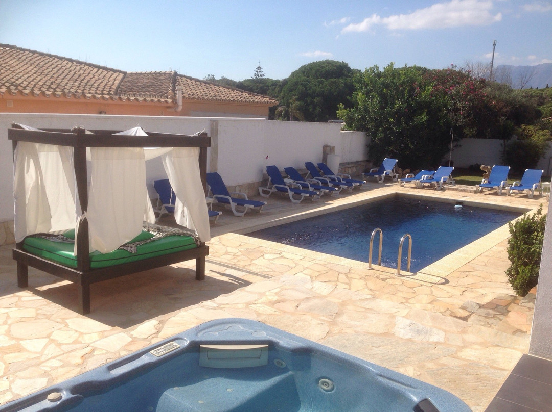 Apartamentos y Habitaciones Kai Marbella