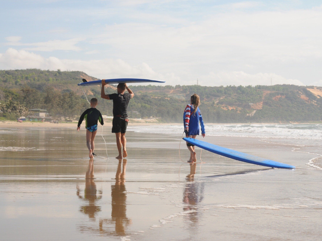 RIDS Surf Club景点图片