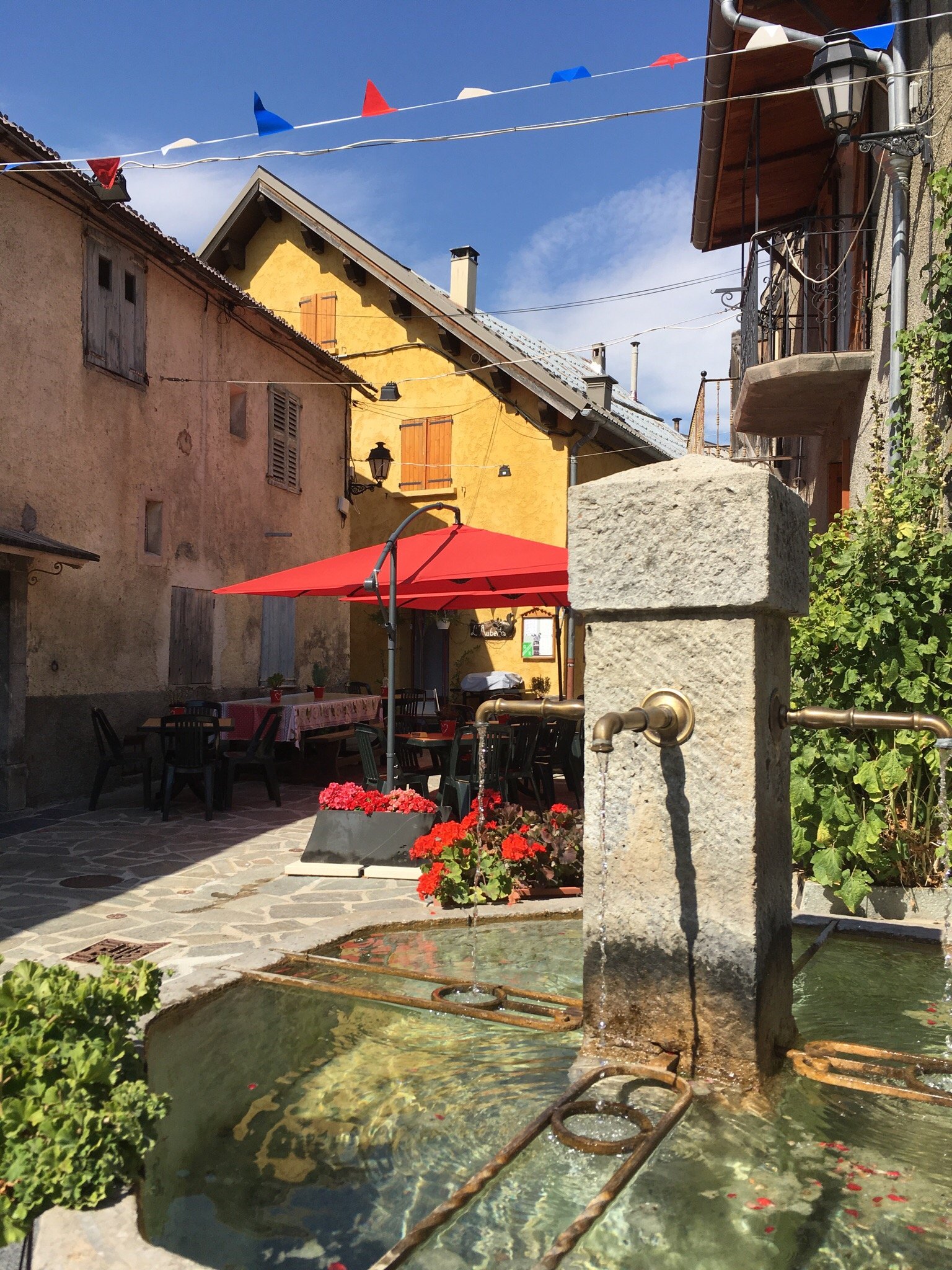 L'Auberge de l'Ecureuil-官方