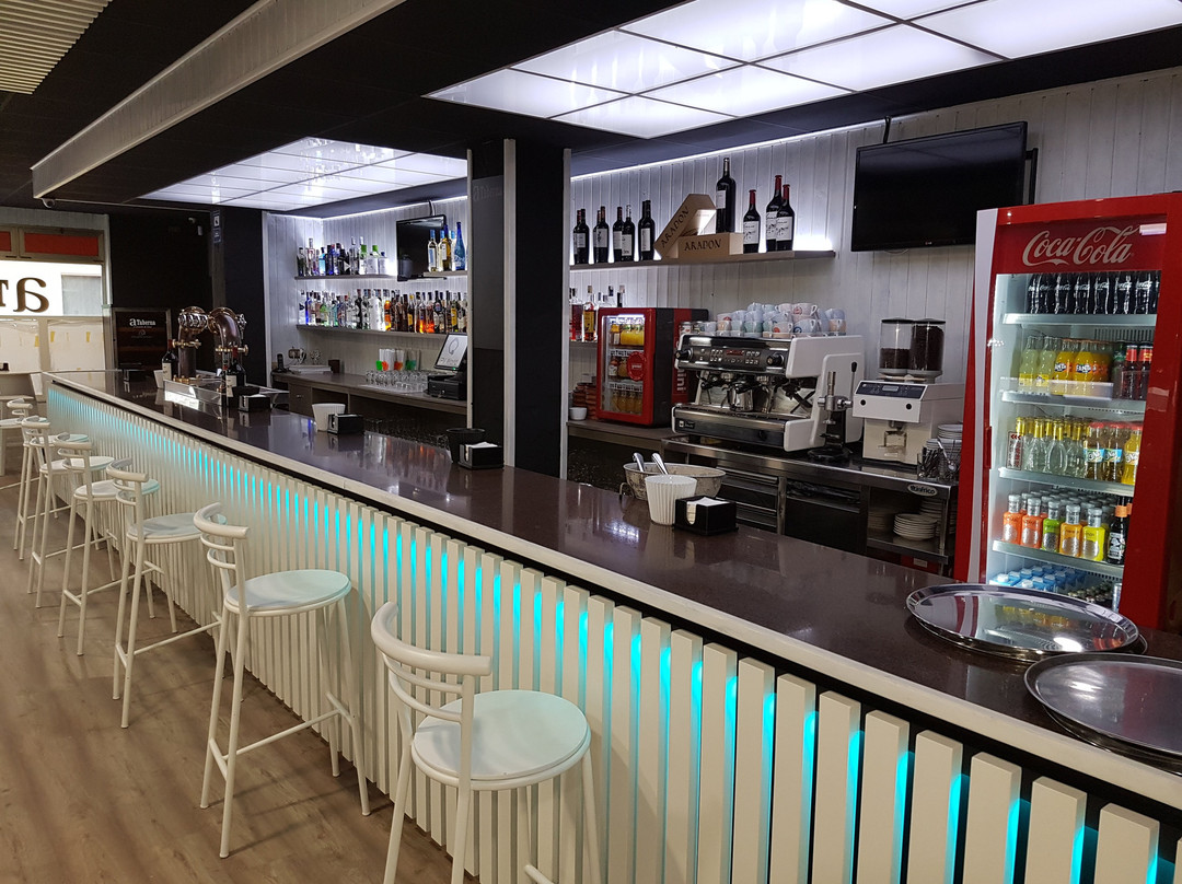 Ares餐馆和美食-A Taberna Comida y Bar