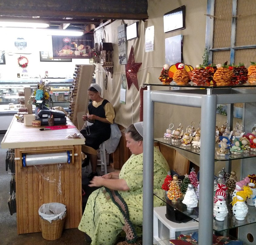 Renningers Antiques & Farmers Market景点图片