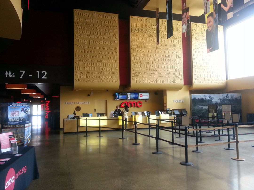 AMC Randhurst 12-Mount Prospect必去景点