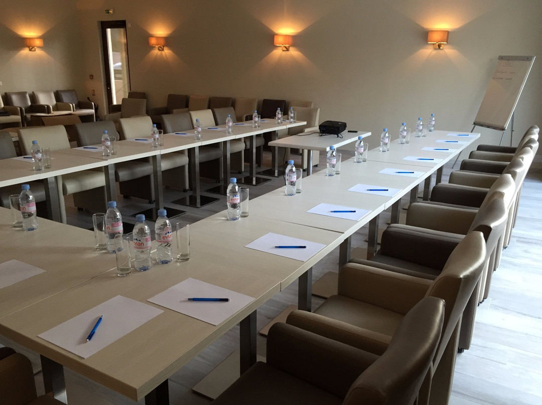 瓦尔博讷酒店住宿-Seventeen Hotel