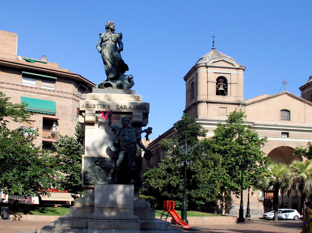 Monumento a Agustina de Aragon-萨拉戈萨省必去景点