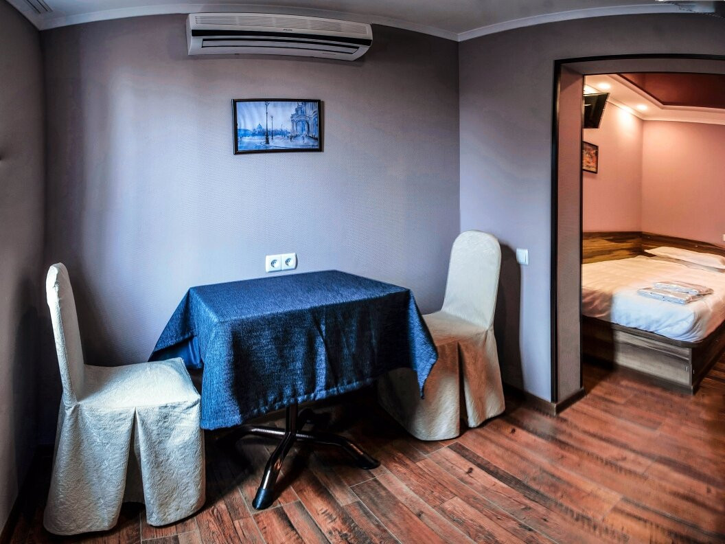 Novopokrovka酒店住宿-Salut Hotel