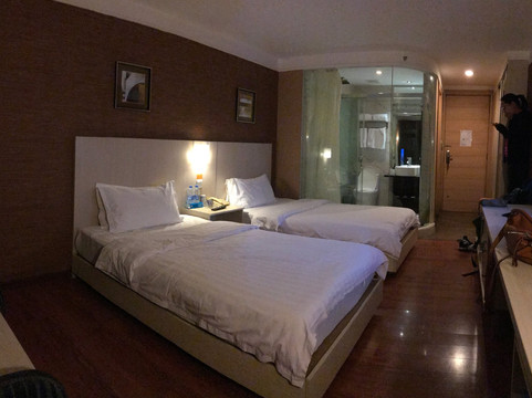 攀昆商务酒店主图