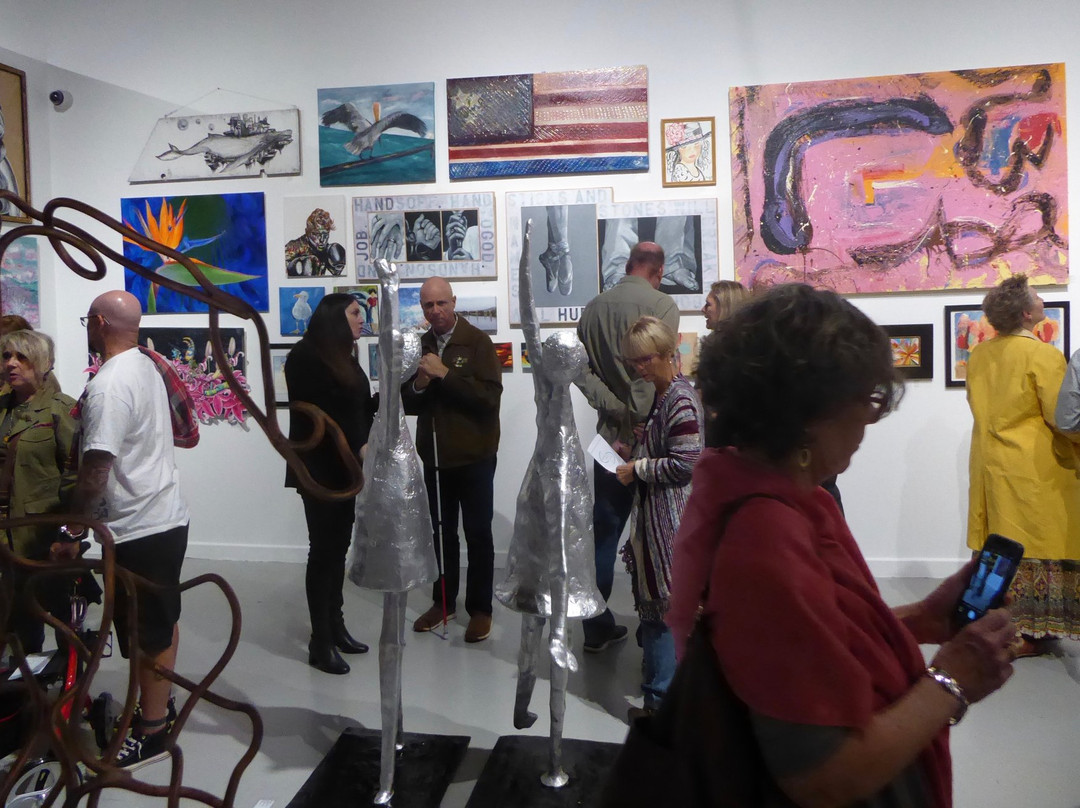 Huntington Beach Art Center-亨廷顿海滩必去景点