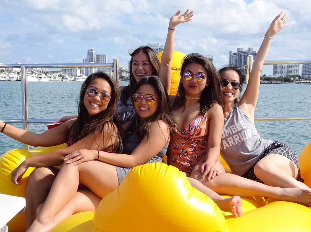 Kustom Charters-劳德代尔堡必去景点