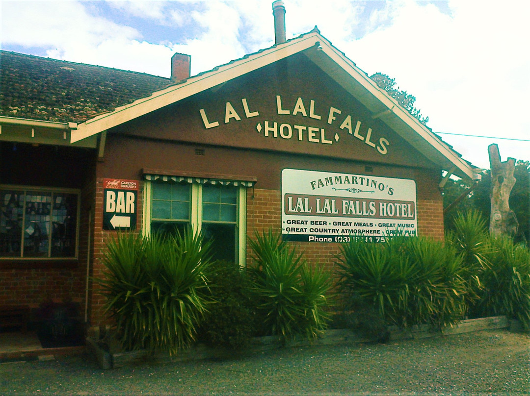 Wallace餐馆和美食-Lal Lal Falls Hotel