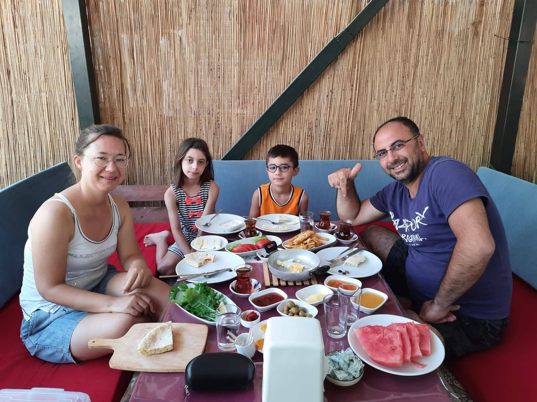 Sebo Cafe Restaurant
