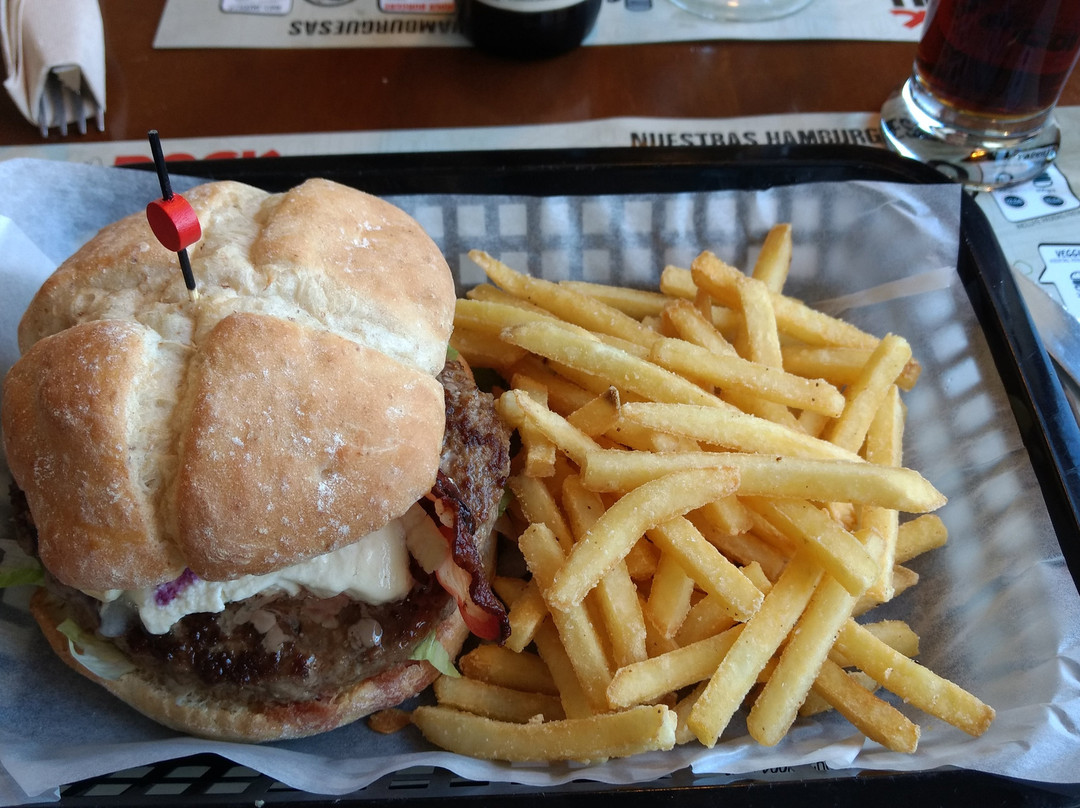 马德里卡尼亚达新镇餐馆和美食-Cervecería El Viajero