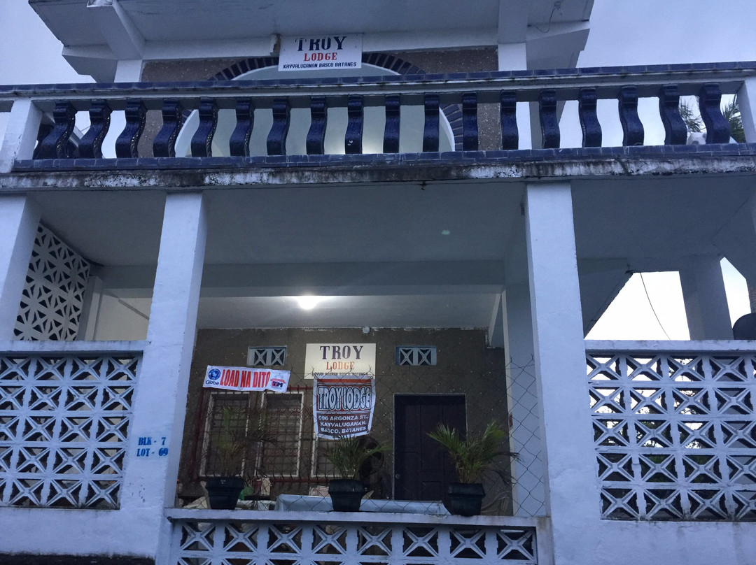 特洛伊小屋酒店