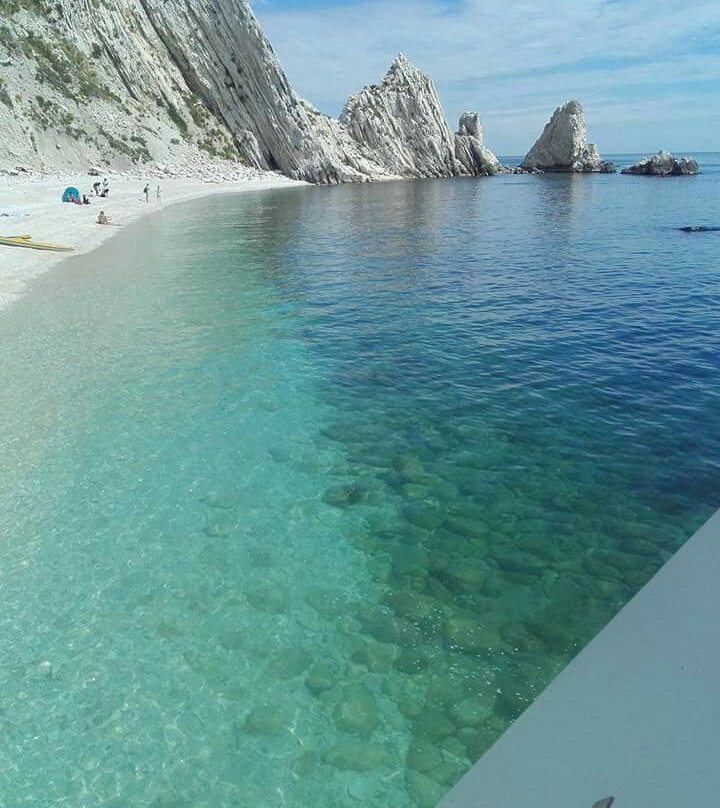 Traghettatori Riviera del Conero-努马纳必去景点