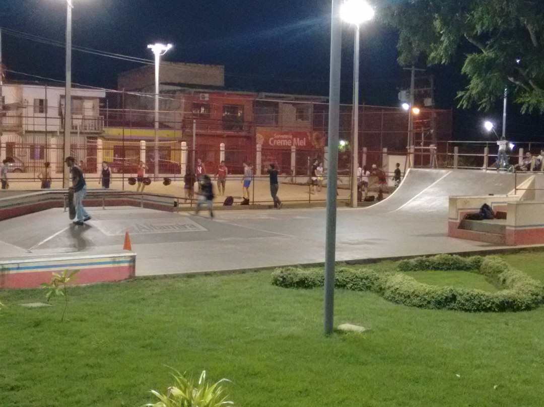 Praca da Independencia-Altamira必去景点