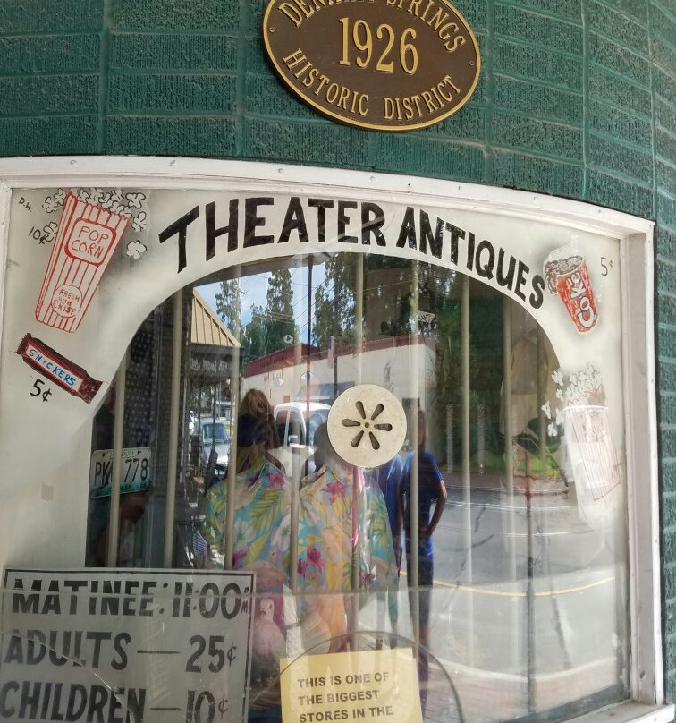 Denham Springs Antique Village-德纳姆斯普林斯必去景点