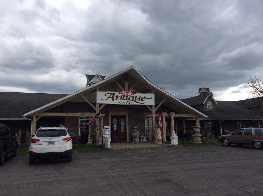 Antique World Market-Clarence必去景点