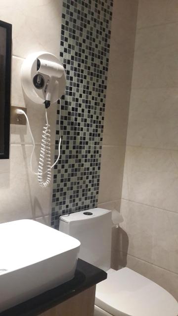 龙津商务酒店-浴室