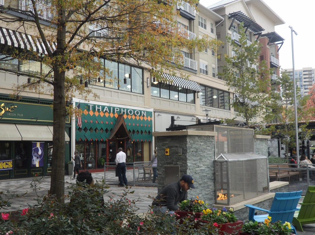 Pentagon Row-阿灵顿必去景点