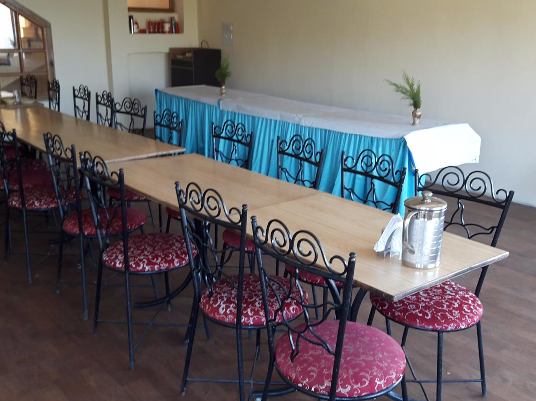 Elphinstone Himalayan Resort主图