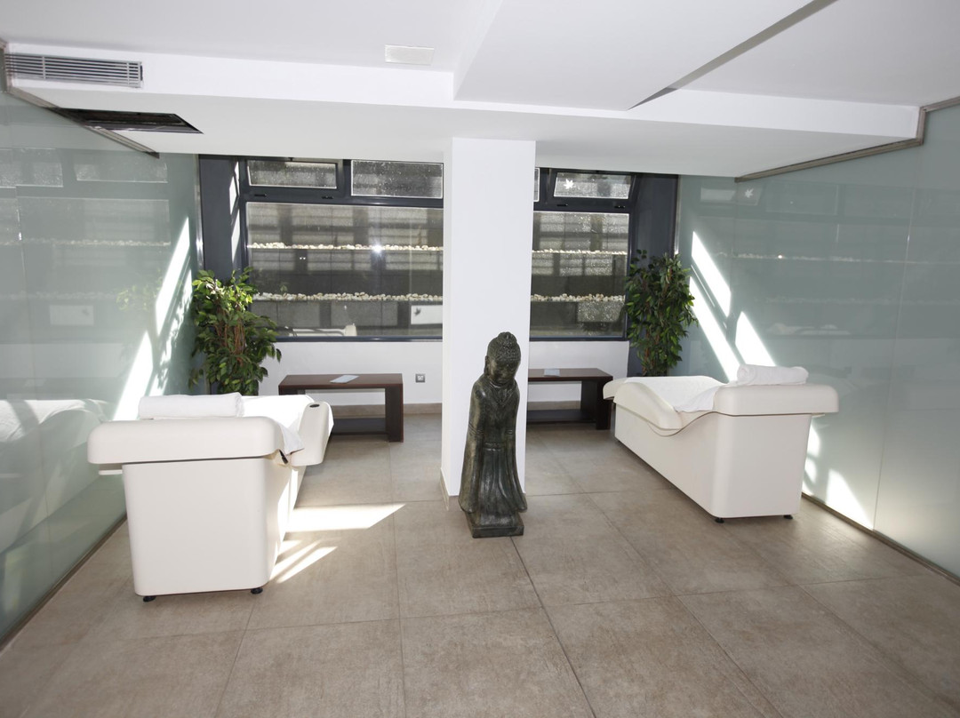 Spa Hotel Nautic-坎帕斯蒂利亚必去景点