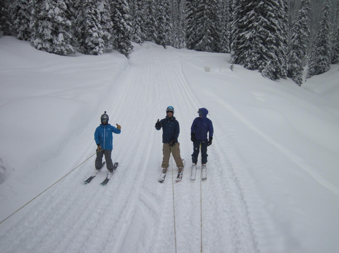 Great Northern Snowcat Skiing景点图片