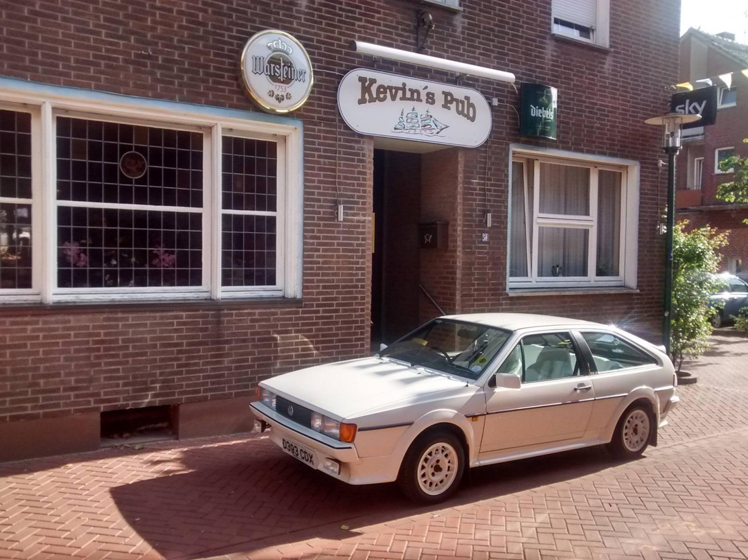 Kevin's Pub Guesthouse主图