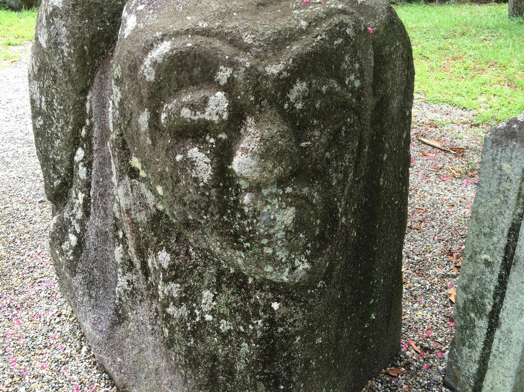 Nimenishi Rock景点图片