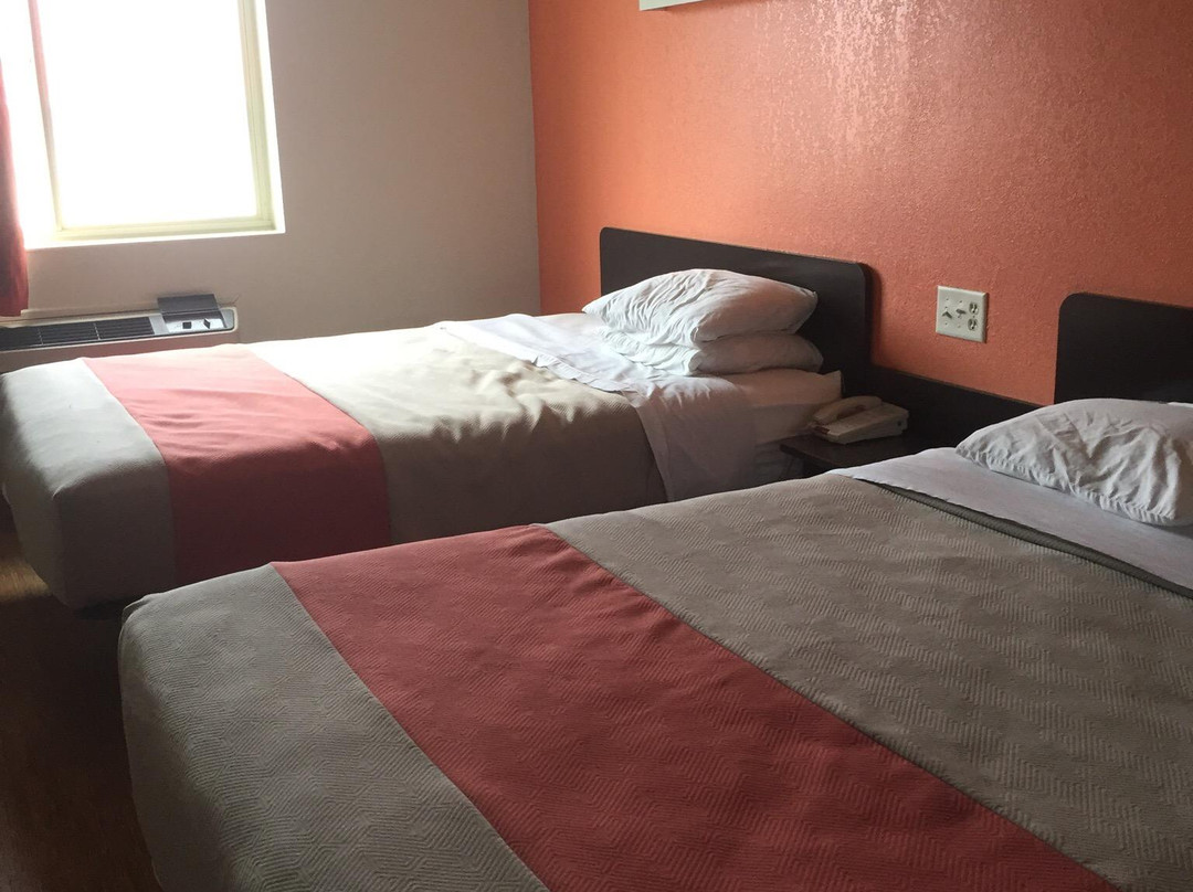 Cabery酒店住宿-Motel 6 Gilman