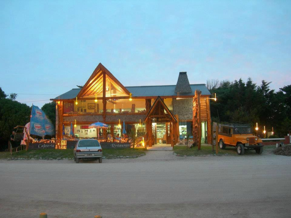 Mar Chiquita餐馆和美食-Parador Mor