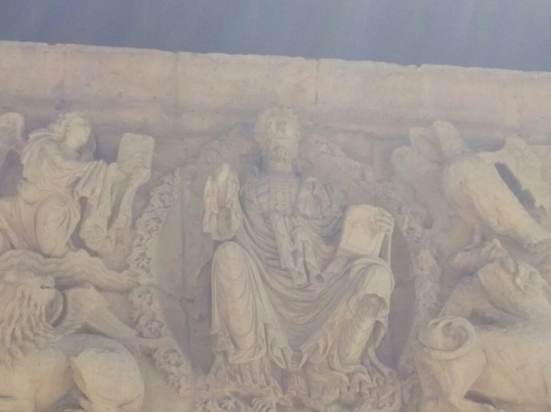 Museo de Santiago-Carrion de los Condes必去景点