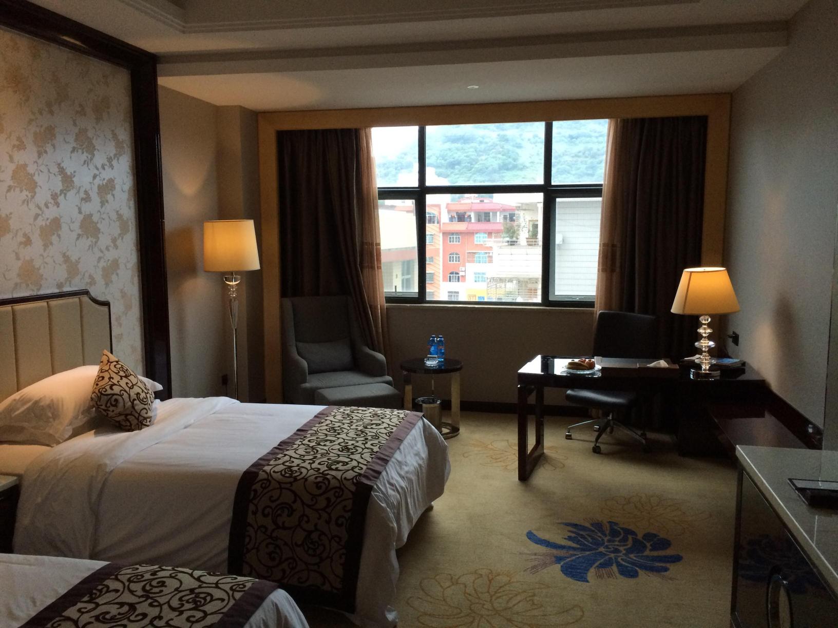 荣誉国际酒店-客卧