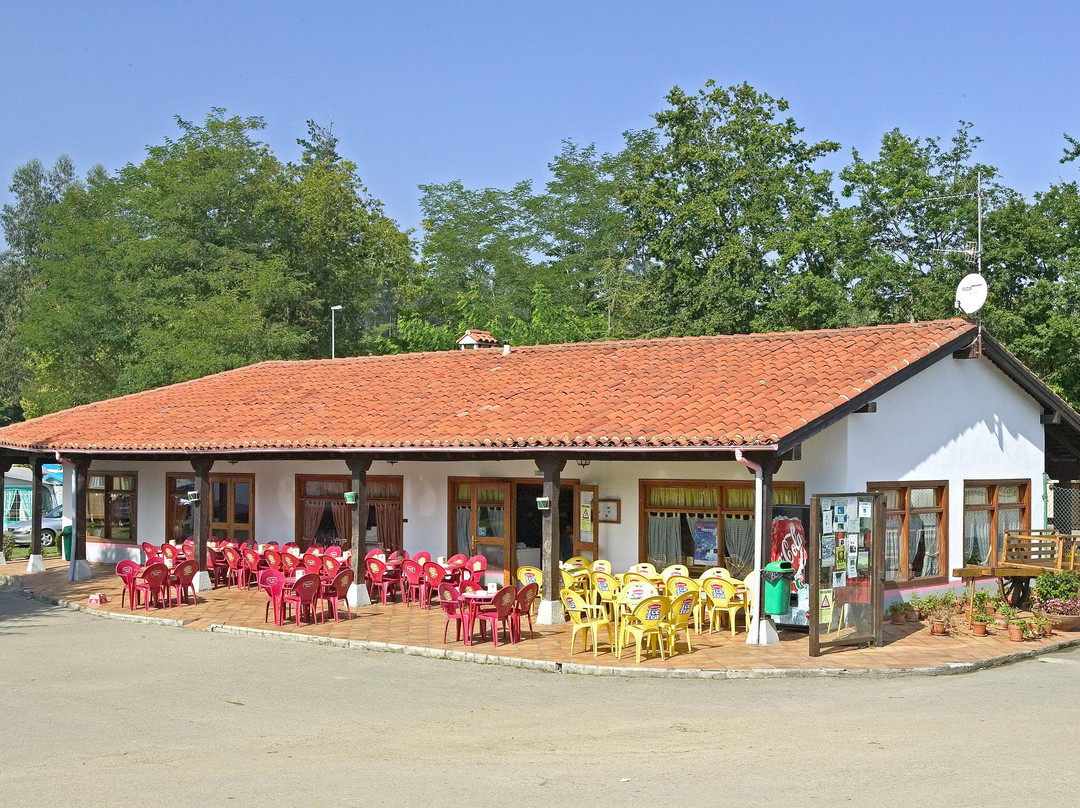 埃尔黑古洛露营酒店