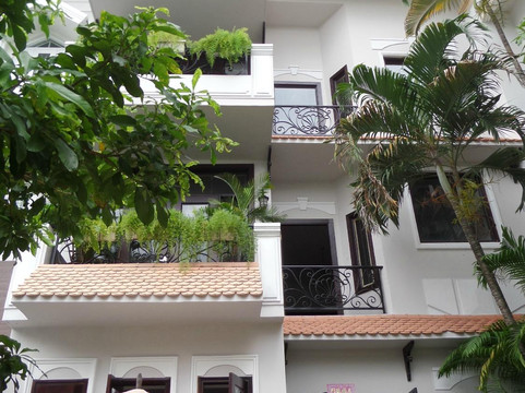 Little Barry's Home主图