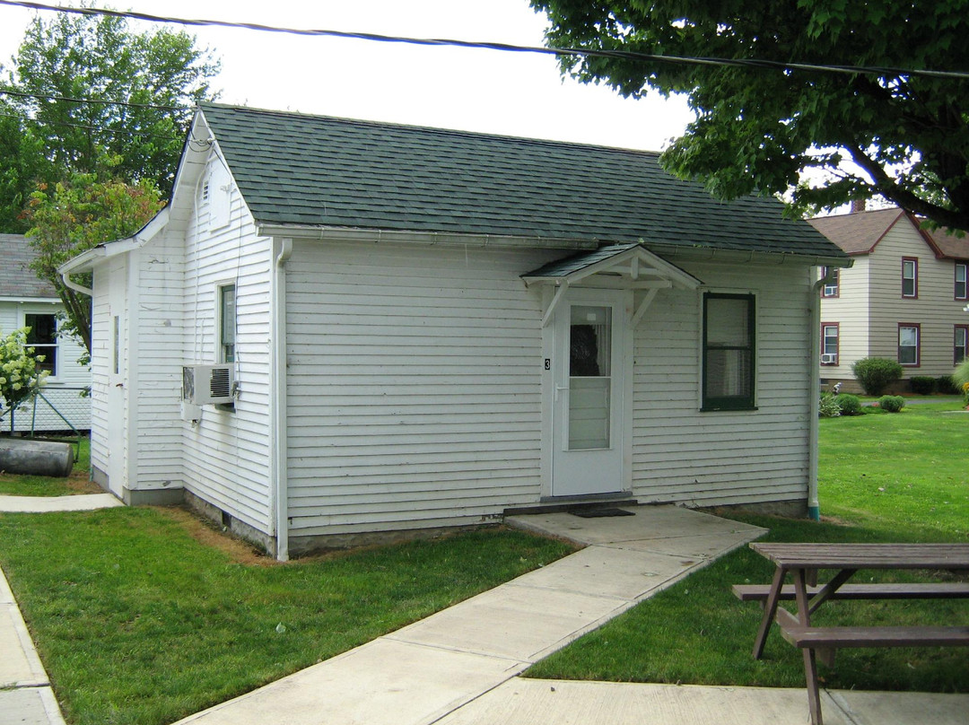 Kobel's Twin Maples主图