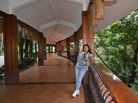 梅州雁南飞围龙大酒店主图