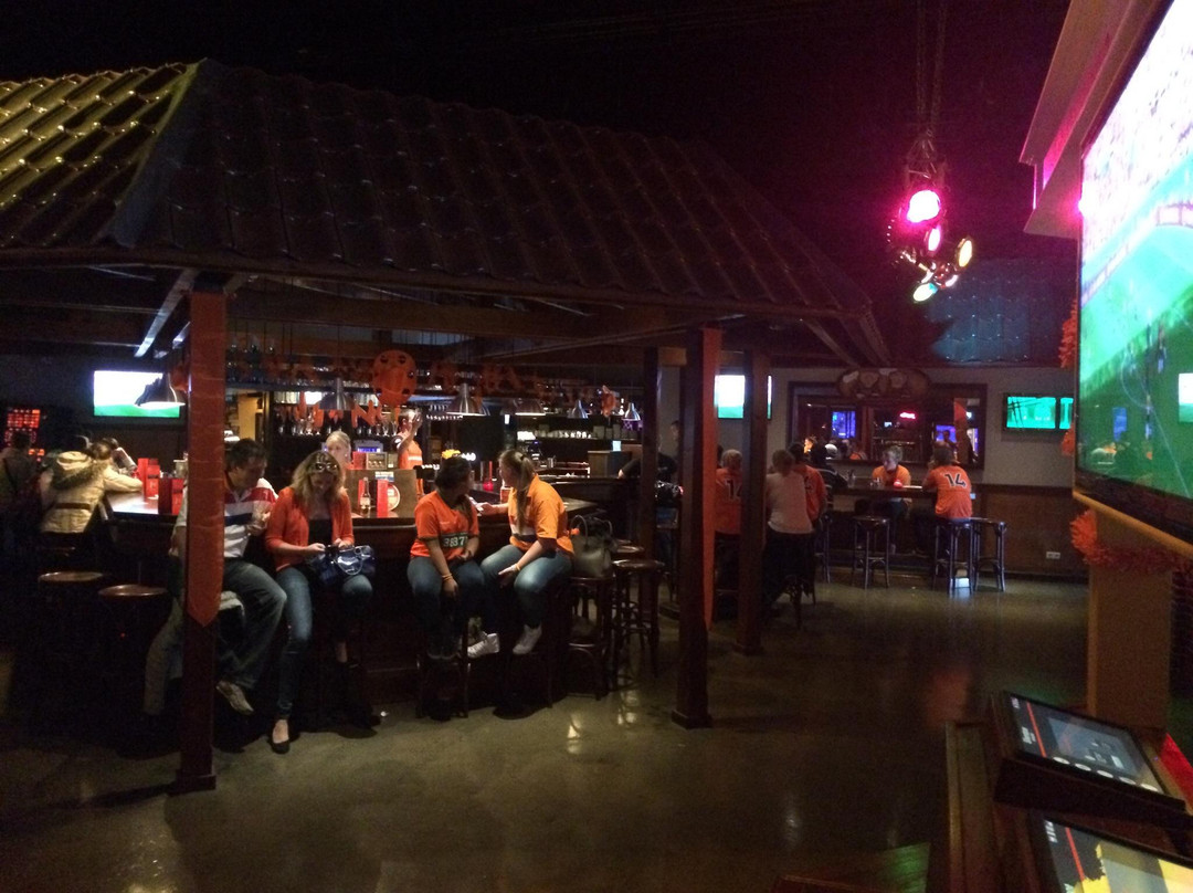 Silverstone Partycenter景点图片