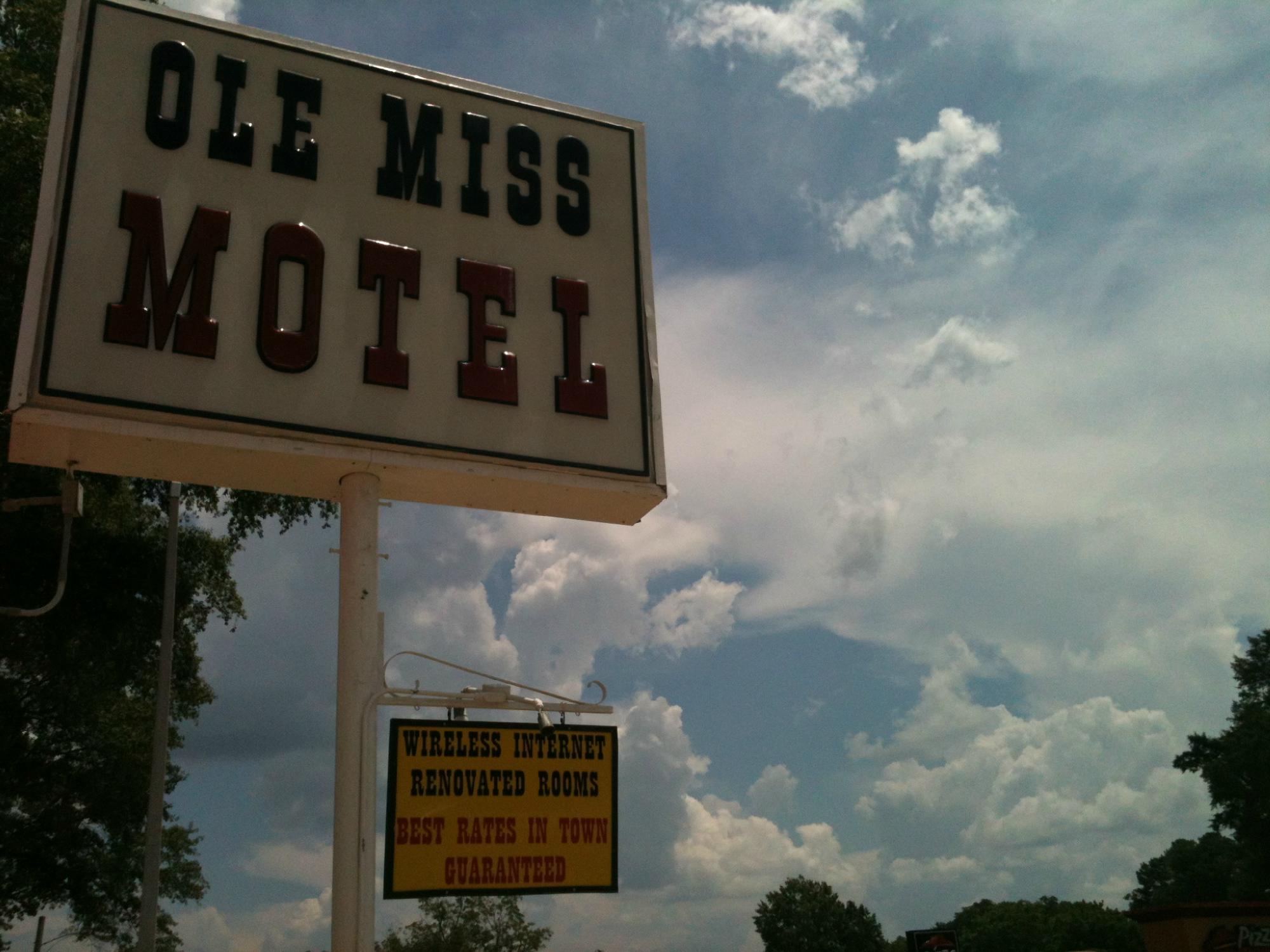 Ole Miss Motel-官方