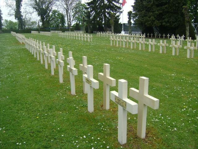 French National Cemetery景点图片